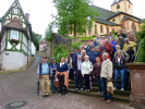 Vom Kleinsten Haus führt ein breiter Treppenaufgang zur Martinskirche