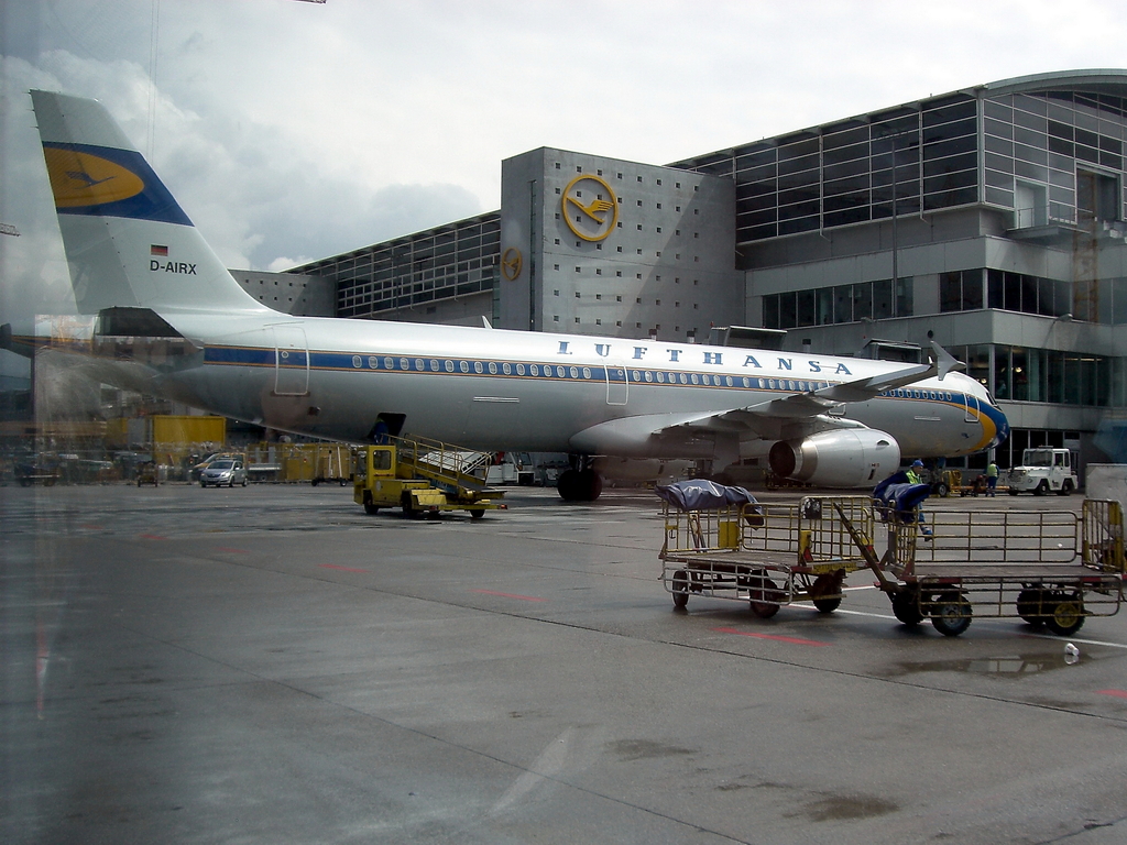 0037-FRAPORT-FFM